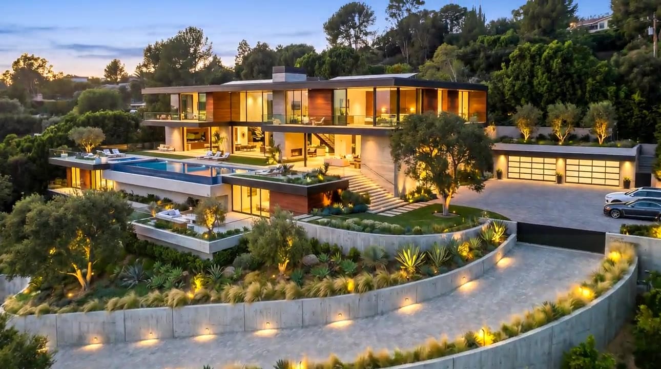 A cinematic cutaway of the surrounding hills.